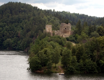 Ruiny zamku  Dobra - Austria