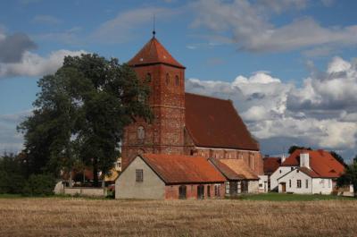 Barciany - Gotycki Zamek i Kościół
