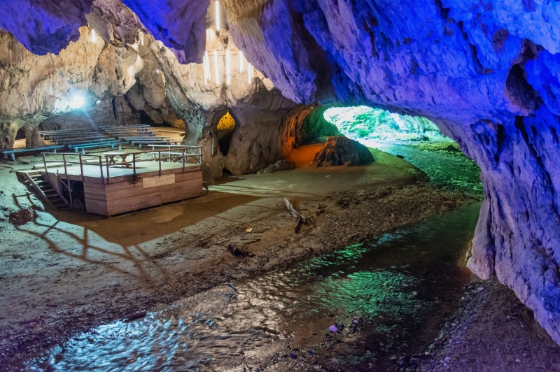 Jaskinia Bolii