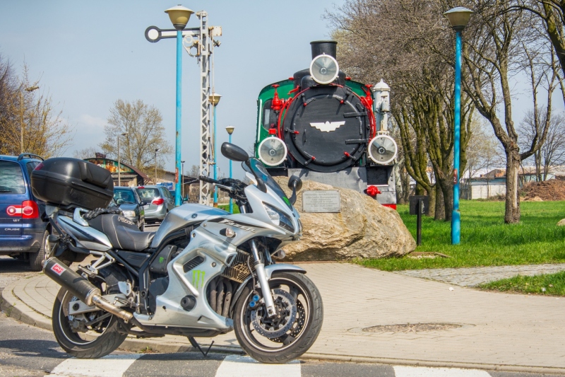 Pomnik pamięci kolejarzy.