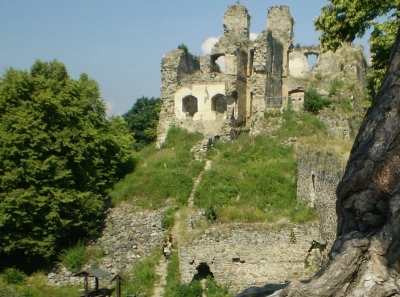 Ruiny zamku Divci Kamen