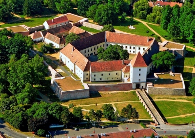 Sárvári vár - Węgry