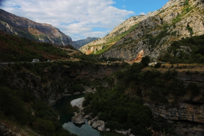 Kanion rzeki Moraca - Czarnogóra