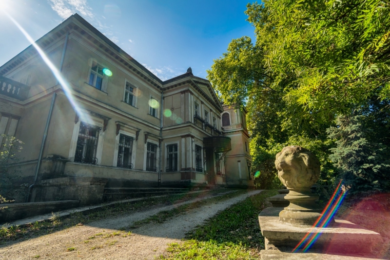 Opuszczony pałac w Gorzyczkach.