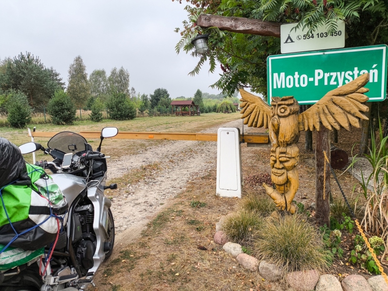Moto Przystań - Spływy kajakowe