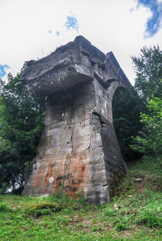 Wysadzony most w Grądach Kruklaneckich