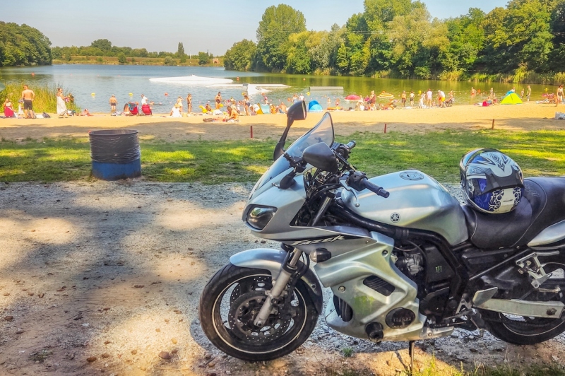 Plaża nad Jeziorem Lipno.